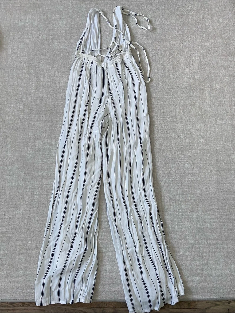 Faithfull the Brand sleeveless plunging